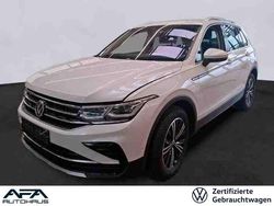 Weiß Gebraucht 2021 VW Tiguan Elegance SUV | 29.950 € (Etwas zu teuer)