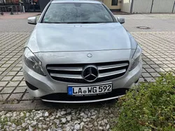 Grau Gebraucht 2013 Mercedes A180 Limousine | 8.500 € (Guter Preis)