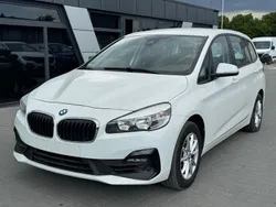 Weiß Gebraucht 2021 BMW 216 Performance Van / Kleinbus | 16.990 € (Teuer)