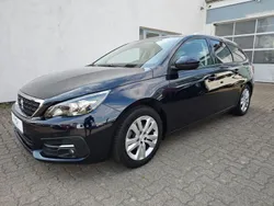 Blau Gebraucht 2020 Peugeot 308 Active Kombi | 12.990 € (Fairer Preis)