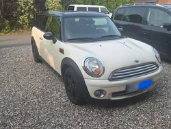 Weiß Gebraucht 2009 Mini Cooper Clubman Kombi | 2.990 € (Guter Preis)