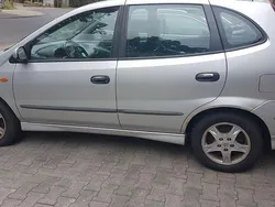 Silber Gebraucht 2005 Nissan Almera Tino Acenta Van / Kleinbus | 1.300 € (Fairer Preis)