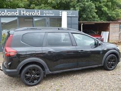 Schwarz Gebraucht 2023 Dacia Jogger Extreme Van / Kleinbus | 18.390 € (Fairer Preis)