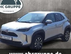 Silber Neu 2025 Toyota Yaris Hybrid SUV | 30.990 € (Fairer Preis)