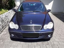 Blau Gebraucht 2006 Mercedes C220 Avantgarde Limousine | 2.450 € (Superpreis)
