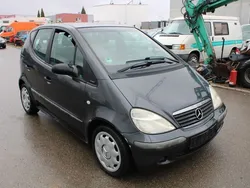Grau Gebraucht 2001 Mercedes A170 Limousine | 750 € (Guter Preis)
