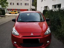 Rot Gebraucht 2015 Mitsubishi Space Star Kleinwagen | 4.300 € (Guter Preis)