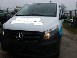 Weiß Gebraucht 2018 Mercedes Vito Van / Kleinbus | 12.599 € (Fairer Preis)
