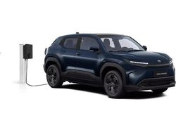 Blau (celestial blue) Neu 2025 Toyota Urban Cruiser Active SUV | 29.990 € (Fairer Preis)