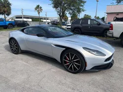 Silber Gebraucht 2021 Aston Martin DB11 Coupé | 87.885 €