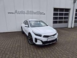 Deluxeweiß metallic Gebraucht 2025 Kia XCeed Spirit SUV | 28.990 € (Guter Preis)