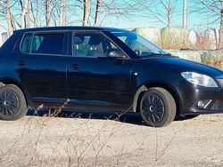 Schwarz Gebraucht 2014 Skoda Fabia Best of Kleinwagen | 4.999 € (Fairer Preis)