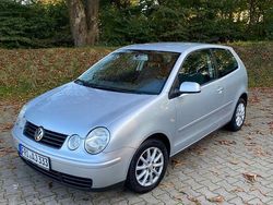 Schwarz Gebraucht 2004 VW Polo Kleinwagen | 2.500 € (Fairer Preis)