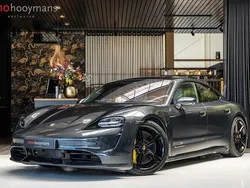 Grau Gebraucht 2021 Porsche Taycan Turbo S Limousine | 79.950 € (Superpreis)