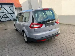 Grau Gebraucht 2011 Ford Galaxy Van / Kleinbus | 7.250 €