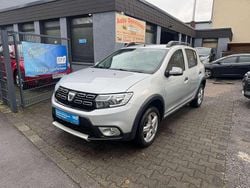 Silber Gebraucht 2017 Dacia Sandero Prestige Kleinwagen | 5.900 € (Guter Preis)