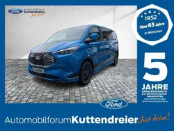 Digital aqua blue metallic Gebraucht 2024 Ford Tourneo Sport Van / Kleinbus | 65.780 € (Superpreis)