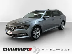 Grau Gebraucht 2021 Skoda Superb Style Kombi | 29.250 € (Fairer Preis)
