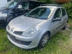 Grau Gebraucht 2008 Renault Clio III Extreme Limousine | 1.750 € (Guter Preis)