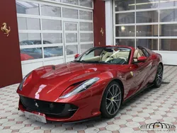 Rot Gebraucht 2021 Ferrari 812 Cabrio | 478.000 € (Fairer Preis)
