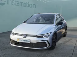 Silber Gebraucht 2024 VW Golf VIII R-line Limousine | 31.500 € (Fairer Preis)