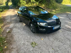 Schwarz Gebraucht 2013 Skoda Octavia vRS Kombi | 10.999 € (Etwas zu teuer)