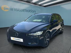 Schwarz Gebraucht 2021 Volvo V60 R-Design Kombi | 28.249 € (Fairer Preis)