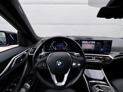 Blau Gebraucht 2023 BMW 420 Sport Line Coupé | 33.490 € (Etwas zu teuer)