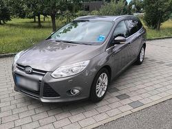 Braun Gebraucht 2011 Ford Focus Kombi | 4.600 € (Etwas zu teuer)
