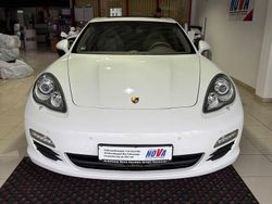 Weiß Gebraucht 2009 Porsche Panamera S Limousine | 26.990 € (Guter Preis)