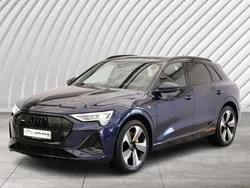 Blau Gebraucht 2021 Audi e-tron S-Line SUV | 46.490 € (Teuer)