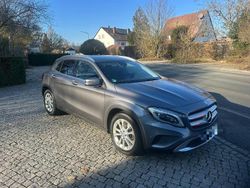 Grau Gebraucht 2014 Mercedes GLA250 Edition 1 SUV | 16.900 € (Fairer Preis)