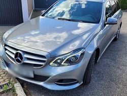 Grau Gebraucht 2014 Mercedes E200 Avantgarde Kombi | 15.900 € (Fairer Preis)