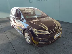 Schwarz Gebraucht 2024 VW Touran R-line Van / Kleinbus | 35.590 € (Fairer Preis)