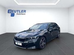 Schwarz Gebraucht 2025 BMW 520 M Sport Kombi | 55.850 € (Superpreis)