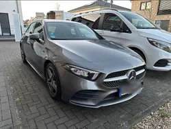 Grau Gebraucht 2020 Mercedes A200 AMG line Coupé | 28.000 € (Teuer)