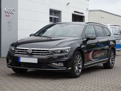 Mangangrau metallic Gebraucht 2024 VW Passat R-line Kombi | 37.449 € (Superpreis)