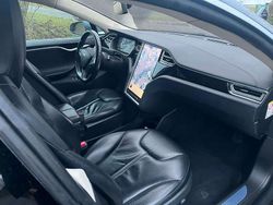 Grau Gebraucht 2015 Tesla Model S Kleinwagen | 19.900 € (Etwas zu teuer)
