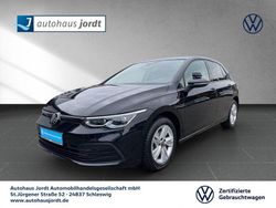 Schwarz Gebraucht 2022 VW Golf VIII Life Limousine | 24.930 € (Teuer)