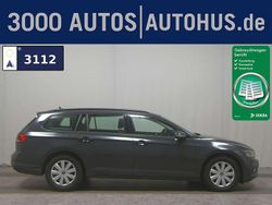 Grau Gebraucht 2021 VW Passat Kombi | 16.280 € (Guter Preis)
