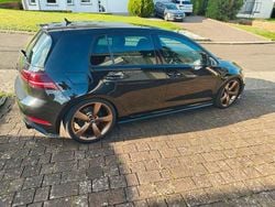 Schwarz Gebraucht 2017 VW Golf VII R Limousine | 21.998 € (Guter Preis)