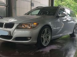 Gebraucht 2009 BMW 320 Kombi | 11.500 €