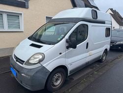 Weiß Gebraucht 2004 Opel Vivaro Van / Kleinbus | 7.000 € (Superpreis)