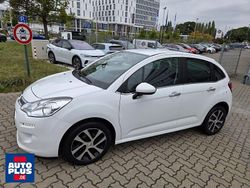 Weiß Gebraucht 2017 Citroën C3 PureTech Kleinwagen | 6.899 € (Fairer Preis)