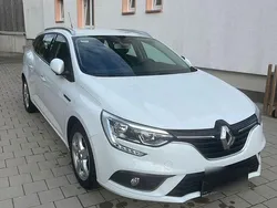 Weiß Gebraucht 2019 Renault Mégane GrandTour LIMITED Kombi | 8.800 € (Fairer Preis)