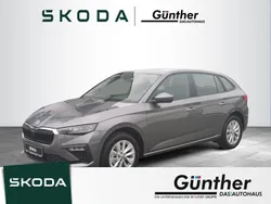 Graphitegrau metallic Gebraucht 2024 Skoda Scala Comfort Kleinwagen | 22.900 € (Fairer Preis)
