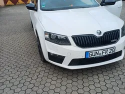 Weiß Gebraucht 2017 Skoda Octavia vRS Kombi | 14.000 € (Guter Preis)