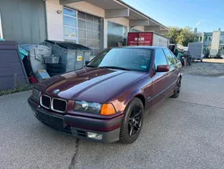 Rot Gebraucht 1995 BMW 318 Limousine | 1.500 €