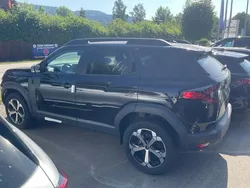 Perlmutt schwarz metallic perlmutt schwarz metallic Neu 2025 Dacia Duster Journey SUV | 28.620 € (Fairer Preis)