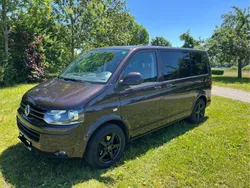 Braun Gebraucht 2010 VW T5 Comfortline Van | 18.400 € (Teuer)